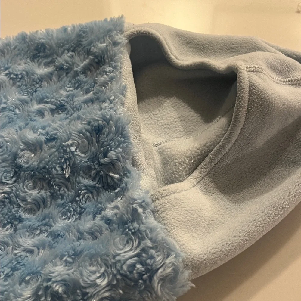 Turtle fur head scarf